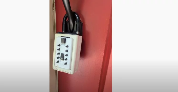 Do you want to find how to unlock a lockbox without knowing the code?