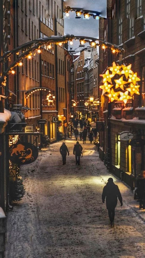 Lighting On The Street