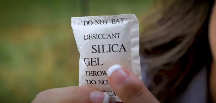 Pack of Silica Gel