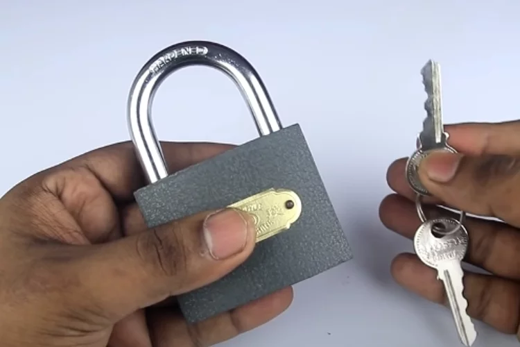 How to Open a Padlock without a Key