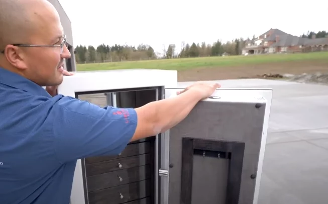 Start Preparing the Safe for Relocation